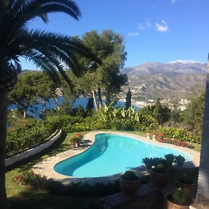 Villaquinta Couette-café La Herradura (Granada)